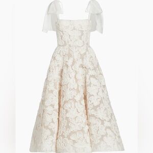 $850 NWOT Bronx and Banco Sabrina Lace Wedding Dress Midi